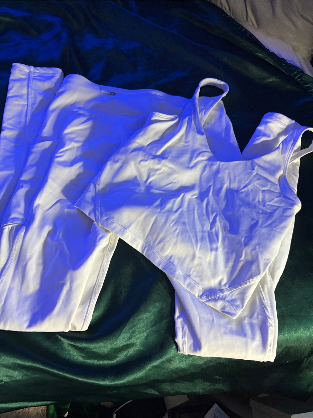 Lululemon White Athletic Tank & Leggings Set - Picture 2 of 3